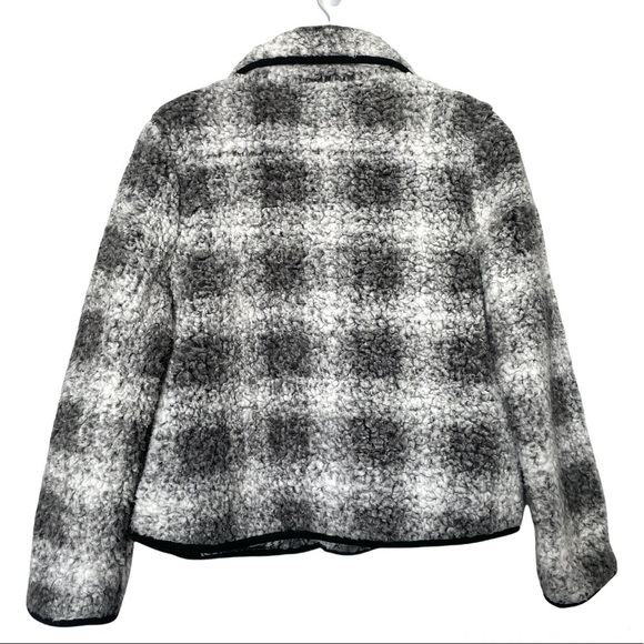 Dylan Cozy Plaid Sherpa Button Up Jacket Black/White Sold on Evereve Size XS - Picture 10 of 13